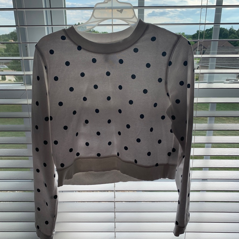cropped crew neck